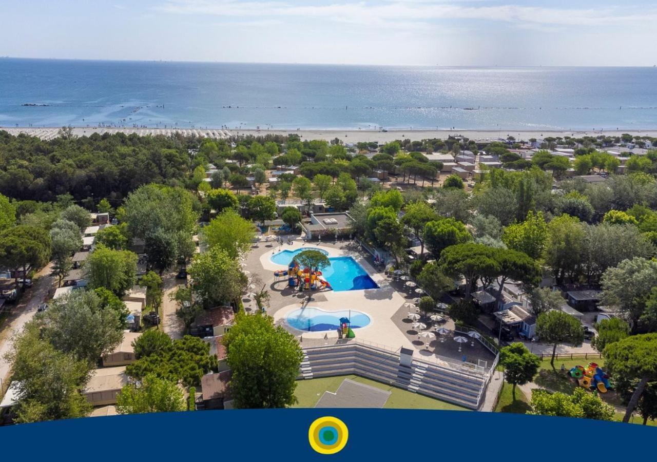Club Del Sole Marina Family Resort Punta Marina Exterior photo